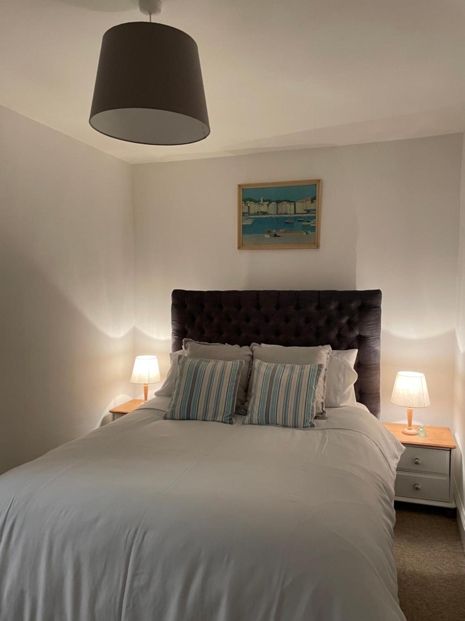 Cute 1 Bed Apartment 2 Mins From The Sea - Sleeps 4, Flat 8 The Gables, Church Street, Lyme Regis Exterior photo