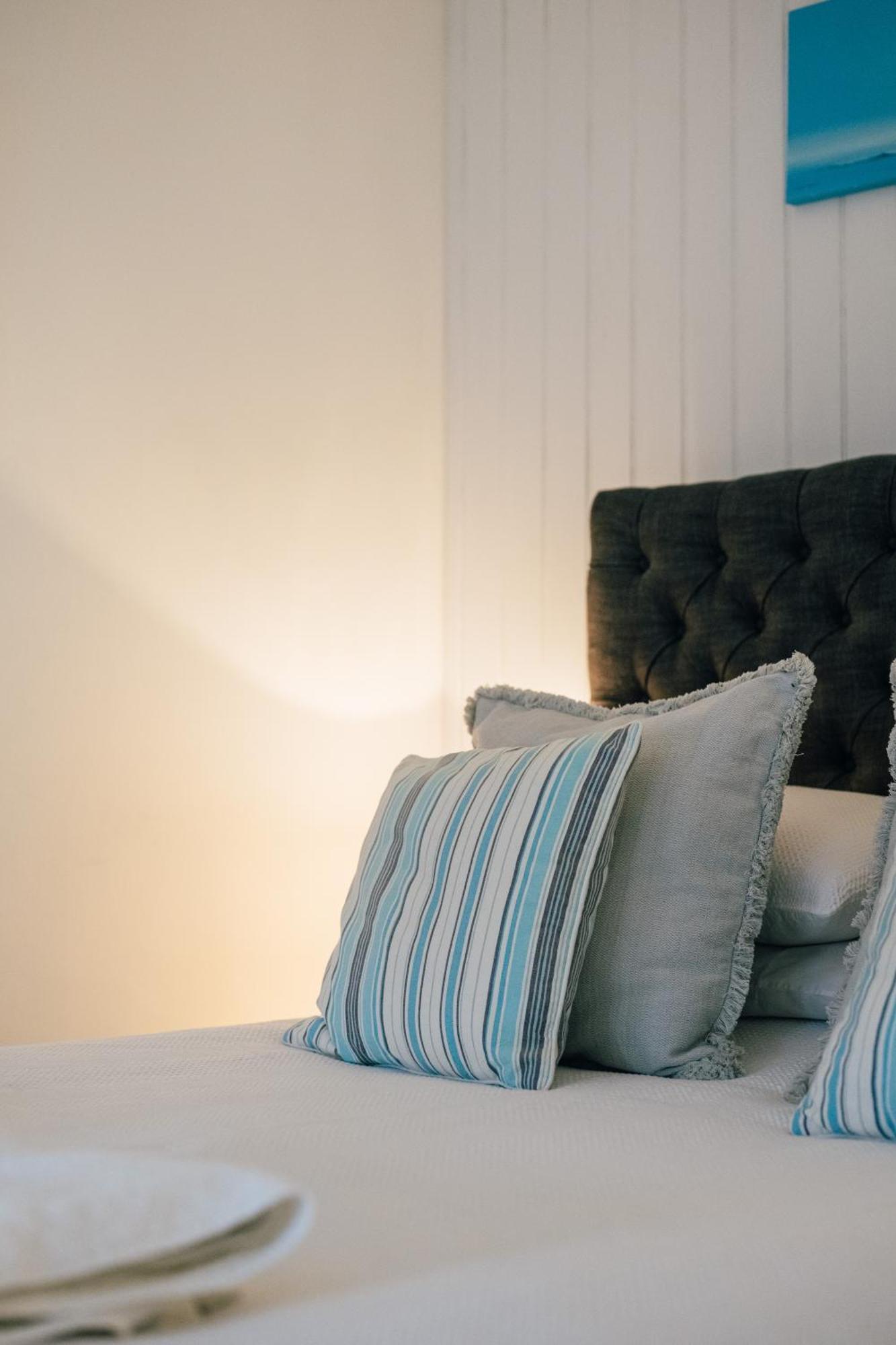 Cute 1 Bed Apartment 2 Mins From The Sea - Sleeps 4, Flat 8 The Gables, Church Street, Lyme Regis Exterior photo